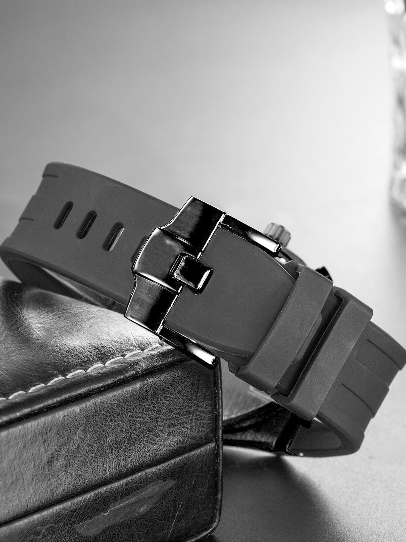 Dropshipping Foreign Trade Watches, Men's Watches, Multi-Functional Sports Waterproof Men's Fashionable Casual Watches